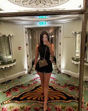 Holly Scarfone Instagram - The life of Holly
