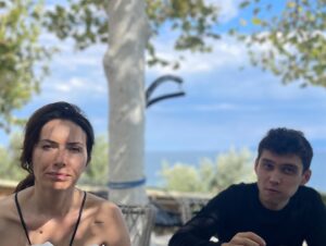 Hülya Duyar Instagram - @nesekelsoy  @halilaslan1aslan @alishernazirov_  @seymovskii  #video clip  #cekim  #konser  #11.10.2024 @dadasalonkabarett  #14.10.2024 @cukurovauniversitesiadana  #consert