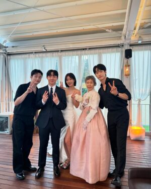 Im Soo-hyang Instagram - 도라 필승이 행복한 결혼식을 했더라면….