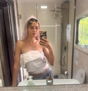 Imogen Waterhouse Instagram - Quite wholesome!