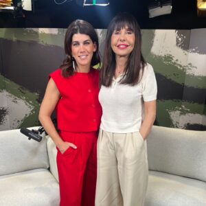 Inês Lopes Gonçalves Instagram - "A vida, o meu filho, o meu tempo, toda a gente, as pessoas de quem eu gosto, a minha filha, os meus netos, a minha mulher, o meu pai, eu."- dez respostas diferentes para a mesma pergunta: quem é que manda em ti? 
Em mim manda neste momento uma grande vontade de agradecer, antes de mais nada, a todos os que ouviram, comentaram e apreciaram esta primeira temporada do Não Mandas em Mim e aos convidados que dispensaram o seu precioso tempo para estes dois dedos de conversa.
E depois à @dacia_portugal que me pôs ao volante disto e me deixou ir pelos caminhos que me apetecesse sem nunca dizer "por aí não". Ao @miguelscisaac que fez o roadmap (eu já vou parar com o léxico automobilístico, aguentem) e que eu adoro que mande um bocadinho em mim. 
À @laranetomakeup, @soares_cat e @vanessamarquesstyling que me maquilham, penteiam e vestem para esta e mil outras aventuras 🫶
Ao meu rico marido @ivocosta e ao @quimalbergaria que fizeram o mais perfeiro dos jingles perfeitos e ao @sapo que nos recebeu. 
E em vocês, quem é que manda?
