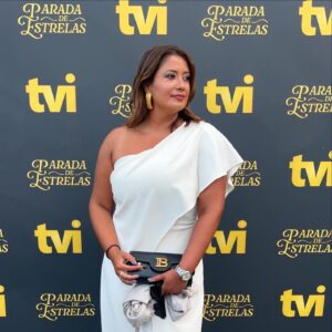 Inês Simões Instagram - Apresentação nova temporada TVI!
Hair by the amazing @rubengomeshair
Make @sheerme_app by @gloria.glowding 
Earrings @julianabezerrajewellery 
#work #tvi