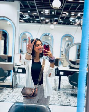 Isha Sharma Instagram - Fresh hair look❤️