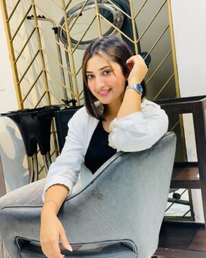 Isha Sharma Instagram - Fresh hair look❤️