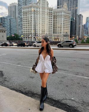 Jami Alix Instagram - it’s the way my mom took this and completely missed the part where i flashed the entire onslaught of oncoming traffic 🥲 ..& other highlights !