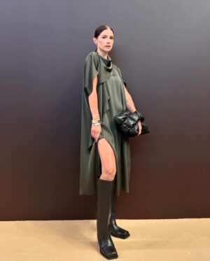 Janet Montgomery Instagram - Thank you @cosstores (specifically @helenritchie) for inviting me to the show today. Thank you to my boy @benskervin for the slickest pony in fashhhun AND these shots that make me look at least 4 inches taller than I actually am. One step closer to being accepted by the cool kids over here guys 🙋🏻‍♀️😎