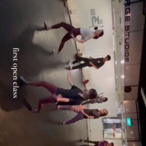 Jasmine Sim Instagram - Thankful to be a part of a meaningful series ❤️ also thankful to be able to learn a new thing while at it.

Did my first open class with zero experience in modern dance and that’s me flopping and rolling ard 😂 

All 20 episodes of #浴水重生 are now out on mewatch ✨