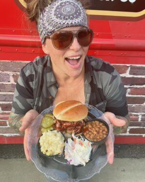 Jessica Kresa Instagram - When you Love what you do It Shows!!!! I’m One Bad Mother Trucker! #mnfoodtrucks #foodtrucks #foodtrucklife #ODB #BigAL #bbqcouple #mnfoodie #mnlocal