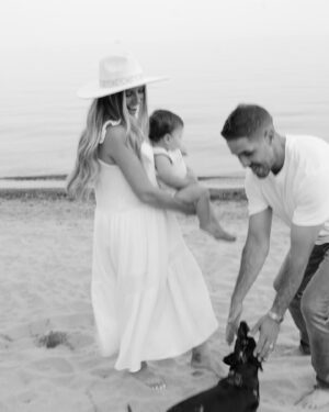 Jessica Tyler Instagram - But no matter how big you get, no matter how much you change, I will always love you as much as I do in this moment - and more 🤍

Thank you to the incredibly talented @michellelinaphoto for capturing these special memories 🫶🏻 Infinitely grateful for you, for your work, for my family. These are the days. And oh how lucky I feel to be living them 💫