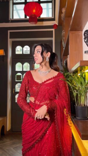 Jheel Mehta Instagram - Practising to be a 2024 bride ❤️
Officially in my bridal era. Hehehe! #JheelKePyaarMeDube #LoveAJkal

Makeup: @kareizmamakeupandhair
Outfit: @aahava_couture 
Jewels: @razwada.jewels 
Styled by: @alvirarego 
Hair: @hairbyminimahadik 
Location: @atkyma 
@thesocialcheer

#BrideToBe #2024bride #2025bride #redbridallehenga #receptionbridaloutfit #jheelmehta