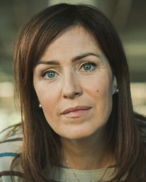 Jitka Schneiderová Instagram - V manželstve nie je najhoršia nevera, ale strata lásky. 💔 Súhlasíte? Nový seriál Príliš veľa lásky už dnes o 20:40 na JOJke.

#tvjoj #prilisvelalasky