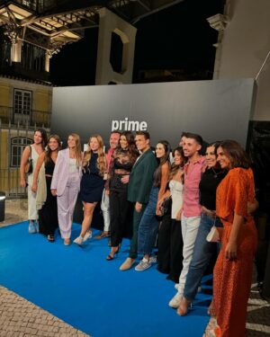 Joana Araújo Instagram - Minha Maria 🩷 Hoje, na antestreia do documentário da nossa @maria_cerqueira_gomes Muito sucesso meu amor!!!
.
Entre amigos e colegas, sorrisos e gargalhadas 🫶🏽