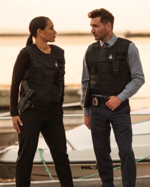 Joséphine Jobert Instagram - Your daily serving of Arch and Fitz 🚨

Photo cred: @derm_carberry_photography