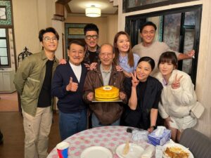 Joyce Tang Lai-Ming Instagram - 祝朱sir 榮休，多謝多年照顧❤️
#愛回家之開心速遞 #熊家人