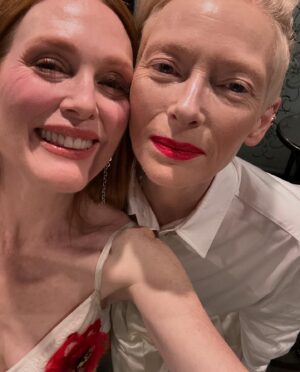 Julianne Moore Instagram - TIFF for @theroomnextdoormovie 

Thank you #bottegaveneta @matthieu_blazy @mookievibes 
@anakhouri 
@kateyoung @nataliegilhool 
@hungvanngo @marcusrfrancis @fabricioormonde 

@tiff_net @sonyclassics