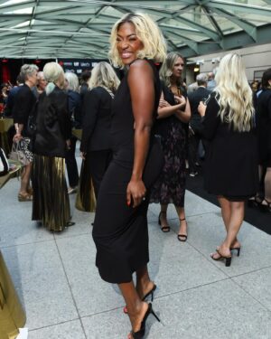 Jully Black Instagram - What a special evening celebrating the legendary Paul Anka at Canada’s Walk of Fame! Honored to have received my own star last year, and moments like these remind me how powerful Canadian talent truly is. The love, legacy, and unity in the room was inspiring. Here’s to many more years of celebrating Canadian greatness! 

Shout out to @georgepimentel1 for the incredible shots 📸 

Glam Squad:
Make up: @debraguthriestudio 
Hair: @valellis_stylist
Stylist: @sharonangelastyles

#CanadasWalkofFame #PaulAnka #CanadianLegacy #TIFF2024 #ProudToBeCanadian #CWOF #JullyBlack #BlackExcellence