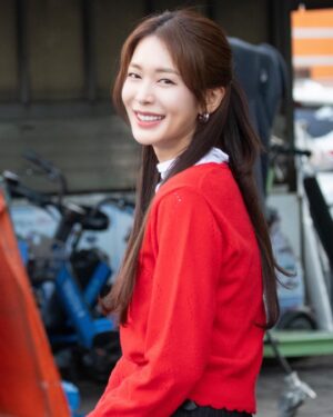 Jung Yoo-jin Instagram - 📝💛