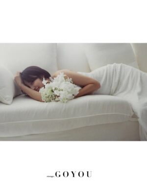 Jung Yoo-min Instagram - 👰🏻💕💐

Studio @studio.goyou
Dress @leeseungjin_official
Hair&Makeup @doheeeee_ @joseon___ @g__medal
Film @odayo_official
Flower @olorflower
Planner @joohee.ple @verygoodwedding