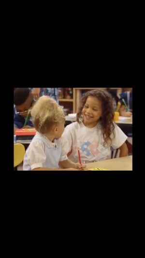Jurnee Smollett Instagram - Some things never change

#fullhouse #denise