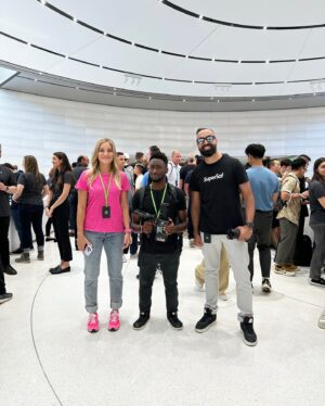 Justine Ezarik Instagram - “It’s Growtime” 😜 #AppleEvent