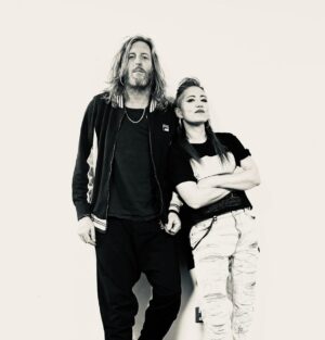 KT Tunstall Instagram - Name this band.

No, seriously…we need a name 😂

The two hometown shows for @texastheband at the @OVOHydro in Glasgow will be absolutely epic tonight & tomorrow, @andywburrows and I have LOVED this tour, on the road with the best humans. Joy.

This the start of something rather the end…
🥁🎸💥