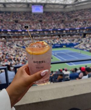 Kamie Crawford Instagram - Came for the Paloma’s, stayed for Coco Gauff 🎾👟 @usopen
