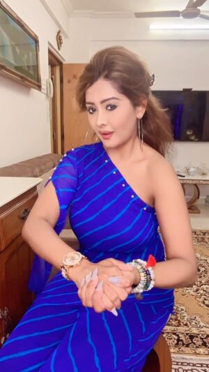 Kanchi Singh Instagram - Thoda late hogai!! 🤪#latepost
.
.
#reels #reelsinstagram #reelitfeelit #reelkarofeelkaro