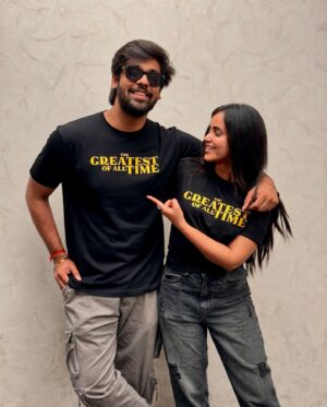 Kanmani Manoharan Instagram - #GOAT fdfs ✔️ @kanmani_manoharan 🌟
@aswathinkanmani ✨
📸 @anchor_azhar 😁

Thanks @meesakar for this lovely #TheGreatestOfAllTime tees 💯🤟🏼 We love it ! Guys do check them out ! 

#TheGOAT #ThalapathyVijay #Thalapathy #thalapathyisthegoat #aswathinkanmani #vjaswath #kanmanimanoharan✨ #aswathchandrasekar #venkatprabhu #couplegoals