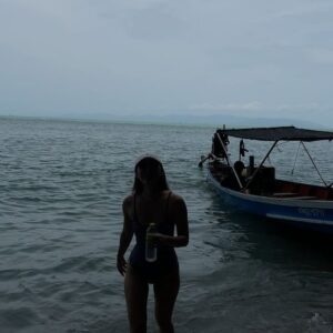 Kanyaphak Pongsak Instagram - 🌼🥥🌊