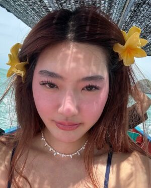 Kanyaphak Pongsak Instagram - 🌼🥥🌊