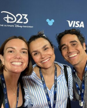 Kara Lindsay Instagram - D23 was real fun!🌟🤩❤️

It’s pretty awful singing with @adamjacobsnyc though 😉 that rockstar voice. Gimme it. 

@disneyd23 
@disneyonbroadway