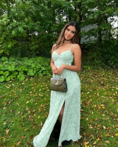Actress Kara Royster HD Instagram Photos and Wallpapers September 2024