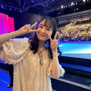 Karen Otomo Instagram - 先日、またまたディズニーオンアイスを観に行ってまいりました！
今回は両親と観てきました✨
何回でもそのパフォーマンス力とショーの美しさに泣けます😭
写真を見返すかだけで、一週間の元気が出ます💪
今週も頑張りましょう🚩

9月16日(月)
・17:10〜FM GUNMA「flower pot」
・20:00〜テレビ東京「昭和vs令和！世代を超えて愛される最強ヒット曲」
・22:00〜Abema「今日、好きになりました」

9月18日（水）
・深夜2:05〜NTV「浜ちゃんが！」

9月20日
・19:00〜OHK「金バク！」