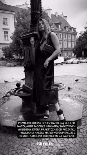 Karolina Muller Instagram - Poznajcie kulisy sesji z Karoliną Muller, naszą Ambasadorką i gwiazdą światowych wybiegów, która praktycznie od początku powstania naszej marki współpracuje z Bilquis. Karolina dziękujemy za zaufanie.

@karolinamullerofficial 
www.karolinamuller.com

Specjalne podziękowania dla 
@magda_atkins 💄
@stashmalina_reloaded 📸
@karolinaratajak 💇‍♀️
@hedonism.warsaw 
@yuliya.uss 
@gosia_mayka 

Cała stylizacja to najnowsza kolekcja i jest dostępna na naszej stronie:
www.bilquislove.com

 #jedwab #sesjazdjeciowa #bilquis #fashion #nowakolekcja #odzieżdamska #komfort #modnieiwygodnie #eleganckakobieta