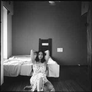 Karthika Muralidharan Instagram - A gentle light of yesterday found a 27 yr old me embraced in a soft hue dancing in an empty house.
 
@devpriyamohata & I found a hopeful echo of possibilities in my empty childhood home. 
A fleeting moment of comfort captured on film, whispering secrets of my home that still feels like a dream