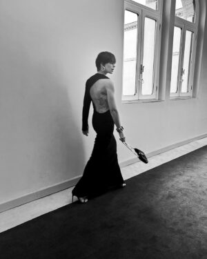 Kasia Smutniak Instagram - ‘MUR’ @filming_italy  award 
@labiennale 
.
@gucci @sabatods @gloriaripamonti