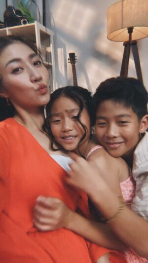 Kate Pang Instagram - Quality and Quantity time. 😍
珍惜你們成長的每一天。
