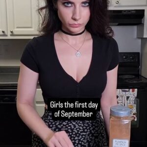 KateLynn E. Newberry Instagram - She is me

Re-uploaded at a convenient time because IG removed my audio.