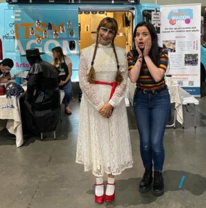 Katie Sarife Instagram - Got to meet so many lovely people at @horrorconla this weekend with @thescarycloset ! What a spectacular time!!! Some of my friends popped by to visit too 💕 So much love for everyone!

What con should I go to next?! 😘

Also, thinking of cutting my hair to the length of the last pic, but can’t decide. Thoughts?