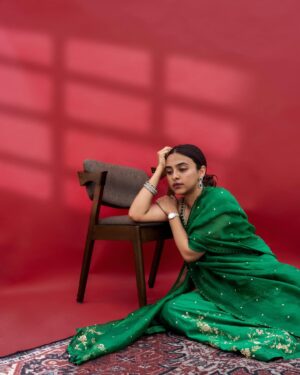 Kavya Sriram Instagram - 💚 
 .
Wearing @_deepthee_ 🤍
Shot by @palaniappansubramanyam