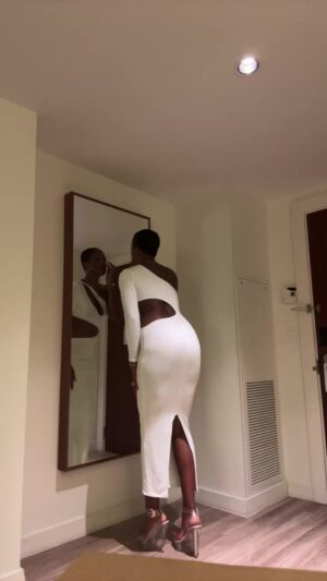 Keenyah Hill Instagram - (Psst.. it’s my birthday )