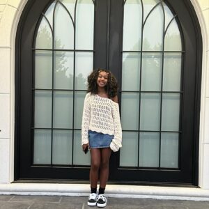Kellie Shanygne Williams Instagram - First official day of high school! So thankful for the school’s 9th grade transition program which started weeks ago and allowed her to meet other students before their first official day. Praying for a fun, safe and blessed school year! ❤️