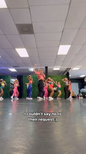 Kelly Sweeney Instagram - & they ate. #kellysweeneychoreo #red #descendants
