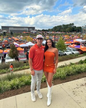 Kendall Vertes Instagram - Continuing my college tour 🐅🧡