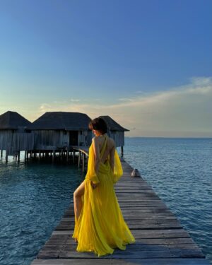 Khánh Linh Instagram - This dress is such a beautiful song..