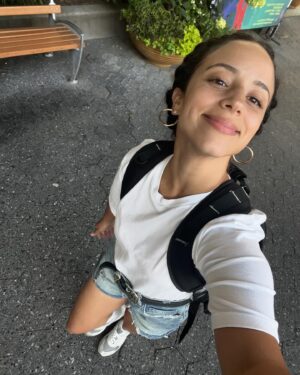 Kiana Madeira Instagram - Enjoying every last bit of summer that’s left. Thank you, Jesus! What is one thing that you will remember from this season that’s brought you joy? Mine is seeing @odiseas & @madfaceworldwide perform on the streets of NYC 😍