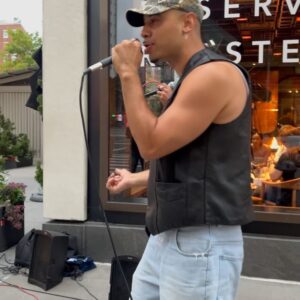 Kiana Madeira Instagram - Enjoying every last bit of summer that’s left. Thank you, Jesus! What is one thing that you will remember from this season that’s brought you joy? Mine is seeing @odiseas & @madfaceworldwide perform on the streets of NYC 😍