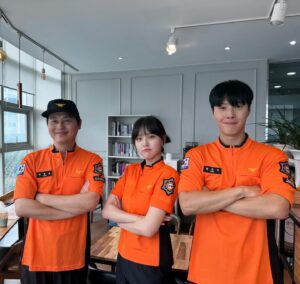 Kim Ji-eun Instagram - 혜릉동 지킴이 🚑