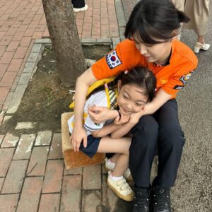 Kim Ji-eun Instagram - 🚑👩🏻‍🚒 👧🏻🍀