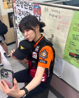Kim Ji-eun Instagram - 모음이 모음zip.(1)